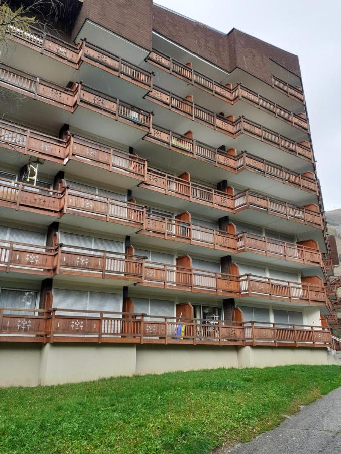 Appartement Front De Neige Wifi Residence Le Tyrol 4 Personnes Ле дез Альп Экстерьер фото